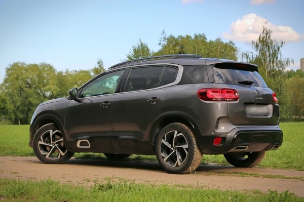 Взял на $4 000 дешевле, чем у перекупов. Белорус о пригоне дизельного Citroen C5 Aircross из Франции Взял на $4 000 дешевле, чем у перекупов. Белорус о пригоне дизельного Citroen C5 Aircross из Франции