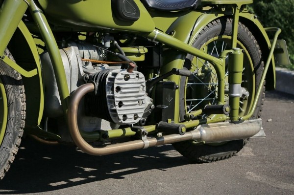 Считай, музейный экспонат! Белорус заморочился и вложил $10 тысяч в мотоцикл М-72 1953 г. в.