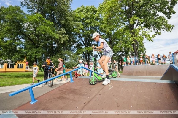 Обновленный фонтан, ремонт жилья и дорог: в Ганцевичах завершают подготовку к областным «Дажынкам» Обновленный фонтан, ремонт жилья и дорог: в Ганцевичах завершают подготовку к областным «Дажынкам»