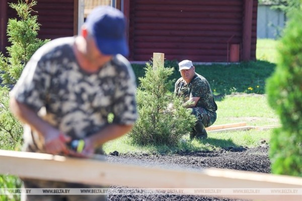 Обновленный фонтан, ремонт жилья и дорог: в Ганцевичах завершают подготовку к областным «Дажынкам» Обновленный фонтан, ремонт жилья и дорог: в Ганцевичах завершают подготовку к областным «Дажынкам»