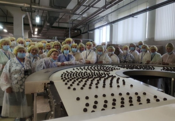 Медицинские работники Жабинковской больницы посетили одну из самых «вкусных» фабрик в Беларуси