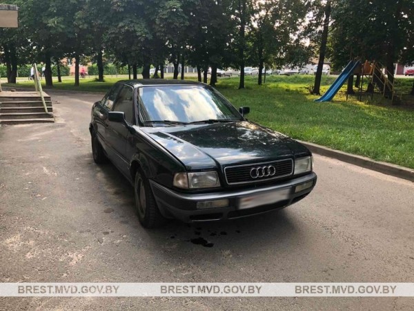 В Малорите подростки угнали со стоянки во дворе «Ауди» В Малорите подростки угнали со стоянки во дворе «Ауди»