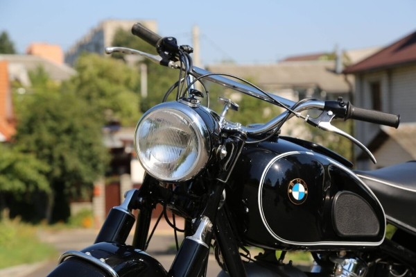 «Проблемой стала растаможка, ведь на раме шестизначный VIN». Белорус про восстановление мотоцикла BMW 1968 г. в. «Проблемой стала растаможка, ведь на раме шестизначный VIN». Белорус про восстановление мотоцикла BMW 1968 г. в.