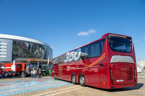 МАЗ провел белорусскую презентацию своего нового междугороднего автобуса МАЗ провел белорусскую презентацию своего нового междугороднего автобуса