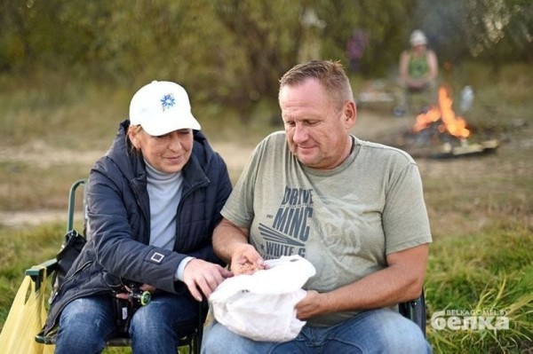 Всегда идеальная рыбалка. Супруги ловят вместе рыбу уже 35 лет