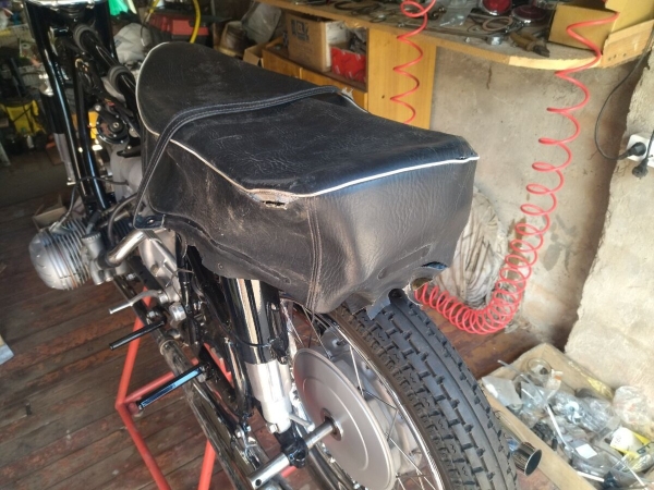 «Проблемой стала растаможка, ведь на раме шестизначный VIN». Белорус про восстановление мотоцикла BMW 1968 г. в. «Проблемой стала растаможка, ведь на раме шестизначный VIN». Белорус про восстановление мотоцикла BMW 1968 г. в.