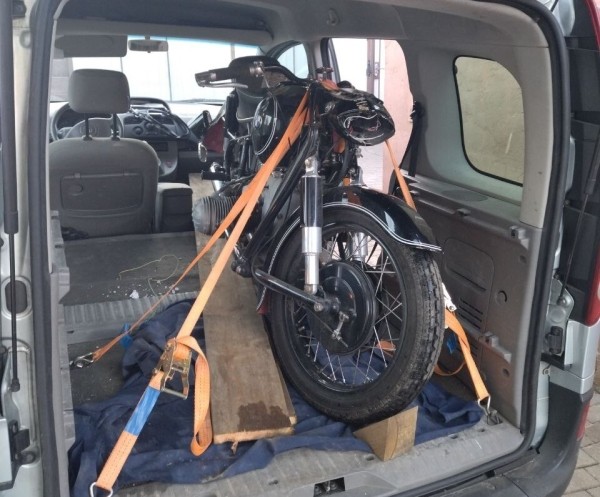 «Проблемой стала растаможка, ведь на раме шестизначный VIN». Белорус про восстановление мотоцикла BMW 1968 г. в. «Проблемой стала растаможка, ведь на раме шестизначный VIN». Белорус про восстановление мотоцикла BMW 1968 г. в.