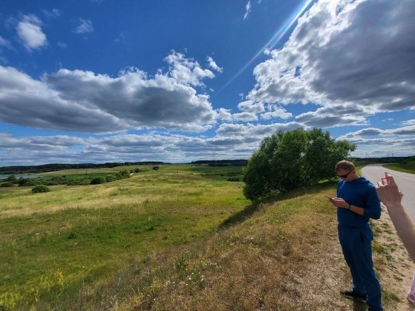 Завели «Москвич-412» и поехали! Белорусы рассказали, как преодолели 1 300 км на раритете и нигде не сломались