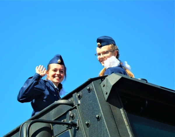 Учащиеся правовых классов средней школы № 28 Бреста побывали на полигоне «Брестский»