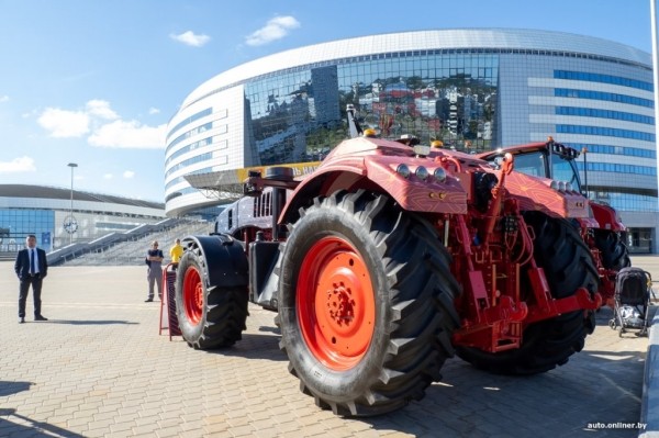 МАЗ провел белорусскую презентацию своего нового междугороднего автобуса МАЗ провел белорусскую презентацию своего нового междугороднего автобуса