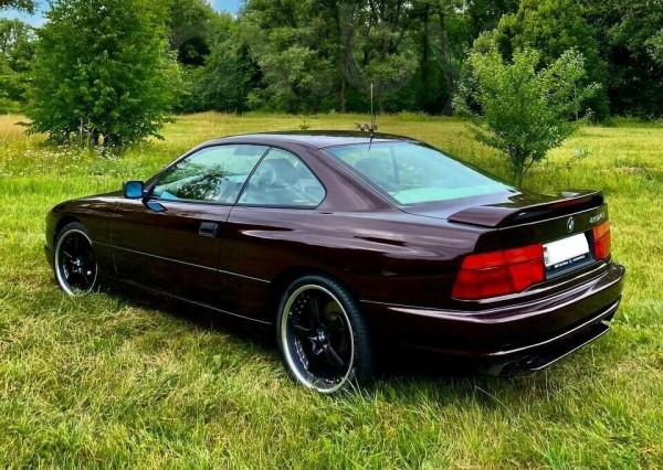 В Беларуси за $30 тыс продают 30-летнюю BMW