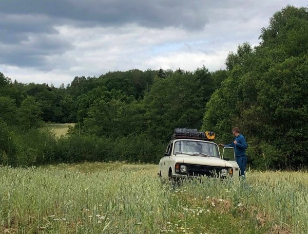 Завели «Москвич-412» и поехали! Белорусы рассказали, как преодолели 1 300 км на раритете и нигде не сломались
