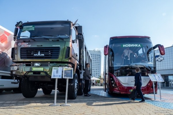 МАЗ провел белорусскую презентацию своего нового междугороднего автобуса МАЗ провел белорусскую презентацию своего нового междугороднего автобуса