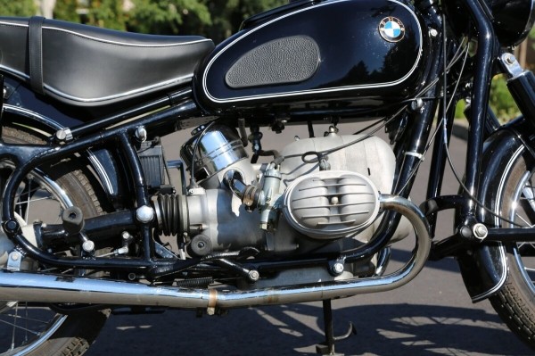 «Проблемой стала растаможка, ведь на раме шестизначный VIN». Белорус про восстановление мотоцикла BMW 1968 г. в. «Проблемой стала растаможка, ведь на раме шестизначный VIN». Белорус про восстановление мотоцикла BMW 1968 г. в.