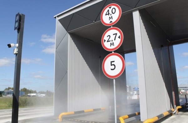 Что говорят водители об обязательной дезинфекции транспорта на границе