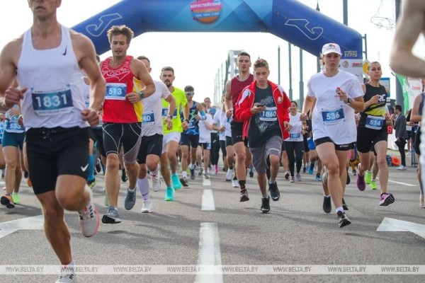 Около 500 взрослых и детей вышли на старт Берестейского забега