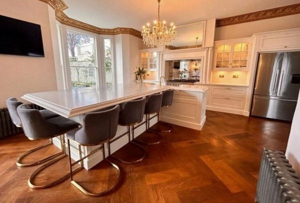 Женщина «выиграла» в лотерею дом стоимостью $2,5 миллиона, но получила от организаторов всего $6,2 тысячи. Все по правилам Женщина «выиграла» в лотерею дом стоимостью $2,5 миллиона, но получила от организаторов всего $6,2 тысячи. Все по правилам