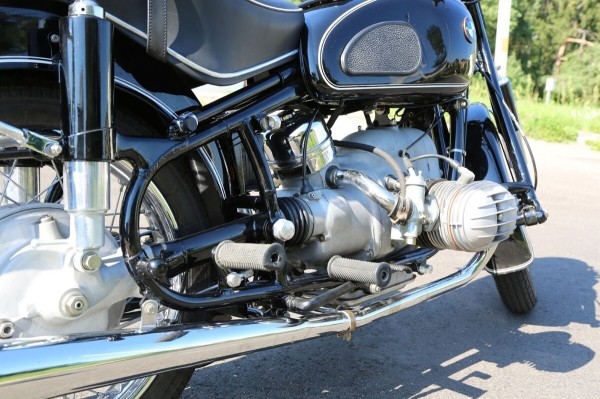 «Проблемой стала растаможка, ведь на раме шестизначный VIN». Белорус про восстановление мотоцикла BMW 1968 г. в. «Проблемой стала растаможка, ведь на раме шестизначный VIN». Белорус про восстановление мотоцикла BMW 1968 г. в.