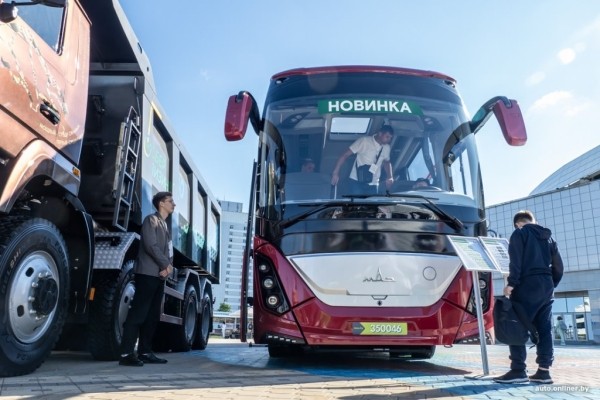 МАЗ провел белорусскую презентацию своего нового междугороднего автобуса МАЗ провел белорусскую презентацию своего нового междугороднего автобуса