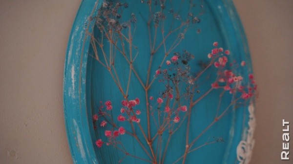 «Мечтаю, что мы здесь состаримся». Семья с тремя детьми купила обычную дачу и круто ее обновляет