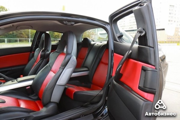 Была полицейской – сейчас немного Opel. Mazda RX-8 и ее необычная история