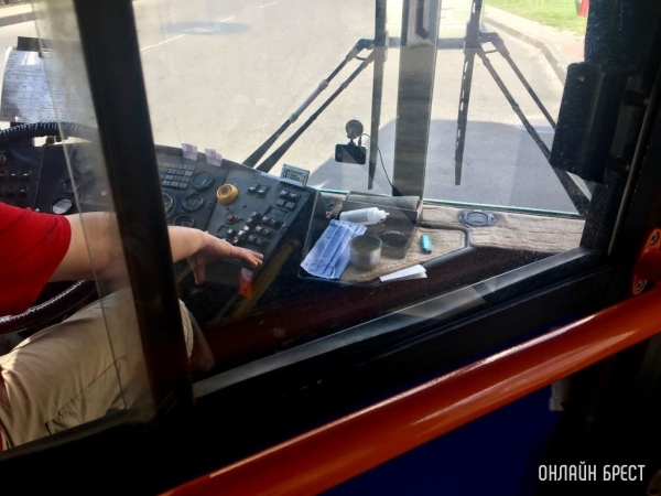 Запуск дополнительных автобусных рейсов прорабатывают между Брестом и его городом-спутником Жабинкой