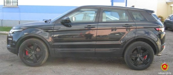 Житель Столина купил знакомому за границей автомобиль, который числился в розыске Житель Столина купил знакомому за границей автомобиль, который числился в розыске