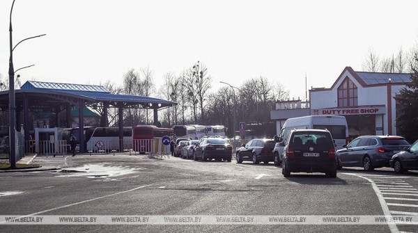 Об особенностях работы пунктов контроля оплаты на границе рассказали в ГАИ