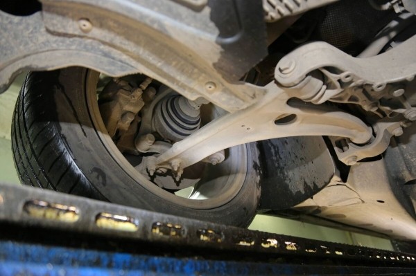 Белорус купил бензиновый VW Passat (B6) за $6 800. Проверили, стоил ли он своих денег