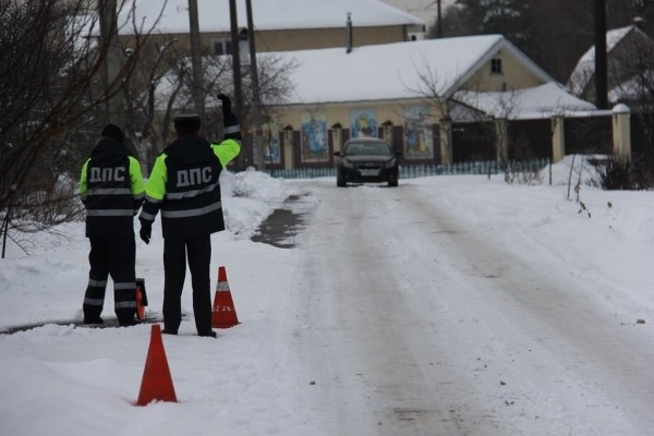 ГАИ: штрафовать за летнюю резину начнут с 1 декабря ГАИ: штрафовать за летнюю резину начнут с 1 декабря