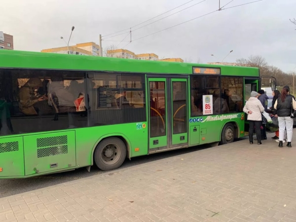 Маршруточные войны: чего хотят пассажиры, перевозчики и что требует закон Маршруточные войны: чего хотят пассажиры, перевозчики и что требует закон