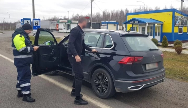 Россиянин 157 раз превысил скорость в Беларуси. В какую сумму ему обошлись штрафы Россиянин 157 раз превысил скорость в Беларуси. В какую сумму ему обошлись штрафы