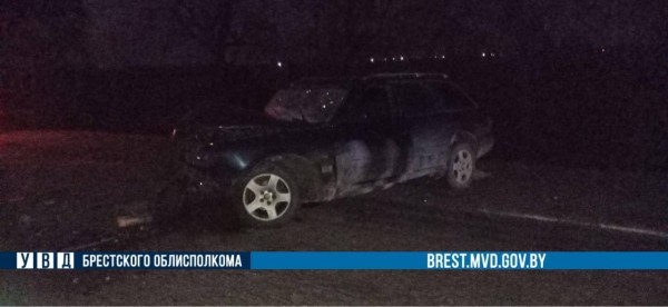 Молодая женщина погибла в ДТП в Столинском районе, двое детей госпитализированы Молодая женщина погибла в ДТП в Столинском районе, двое детей госпитализированы