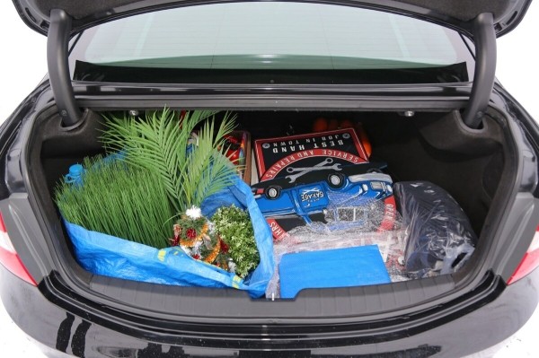 «Отъездил десять лет и ни на секунду не пожалел!». Белорус о владении корейским бизнес-седаном Hyundai Grandeur