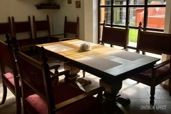 Запланируйте семейный отдых на антуражной вилле с бассейном и рестораном недалеко от Бреста. Аренда номеров, празднование торжеств в Villa Boutique Hotel Запланируйте семейный отдых на антуражной вилле с бассейном и рестораном недалеко от Бреста. Аренда номеров, празднование торжеств в Villa Boutique Hotel