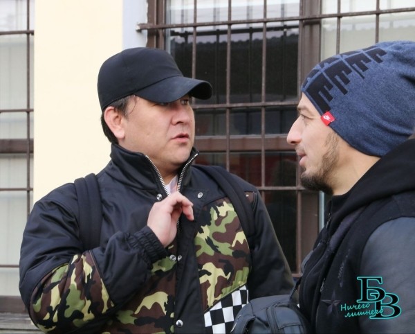 Известный комик Азамат Мусагалиев приехал в Брест. С какой целью?