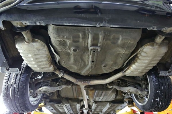 «Отъездил десять лет и ни на секунду не пожалел!». Белорус о владении корейским бизнес-седаном Hyundai Grandeur