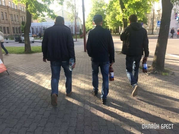 Сколько денег белорусы тратят на алкоголь и что пьют