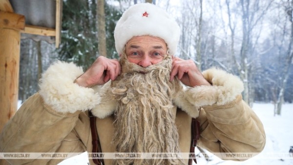 Партизанский Дед Мороз всю зиму будет принимать гостей в Ивацевичском районе