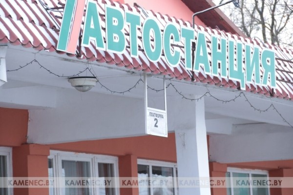 Больше месяца жители деревни Каменецкого района не могут добраться до райцентра