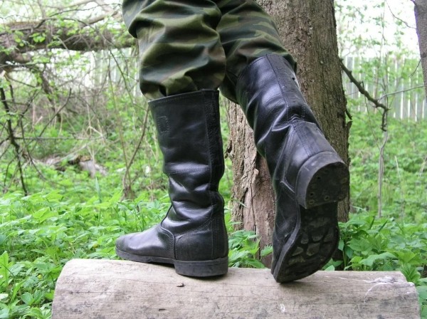 Тело пограничника с признаками суицида обнаружено в Ельском районе Тело пограничника с признаками суицида обнаружено в Ельском районе