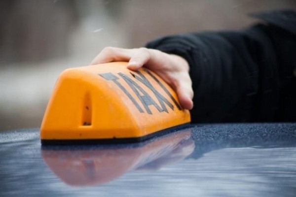 Бдительность таксиста помогла задержать закладчика психотропов в Бресте