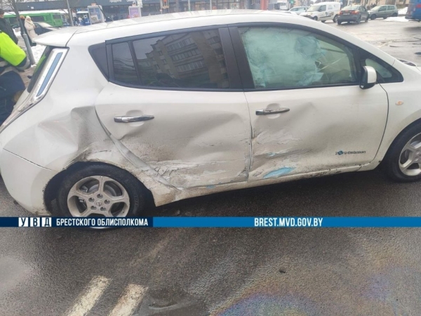 Подробности ДТП в Бресте на бульваре Космонавтов