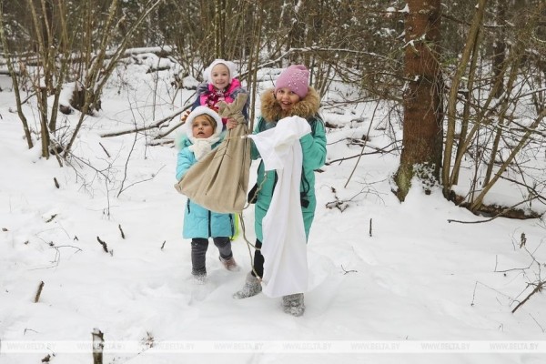 Партизанский Дед Мороз всю зиму будет принимать гостей в Ивацевичском районе