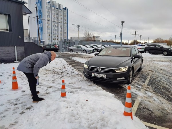 Этот «Пассат» в продаже уже несколько месяцев. И никто не звонит! Что не так с машиной? Этот «Пассат» в продаже уже несколько месяцев. И никто не звонит! Что не так с машиной?