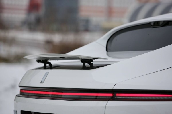 «Когда грянули морозы, заряда гарантированно хватало на 400 км». Белорус о владении роскошным «китайцем» Avatr 11