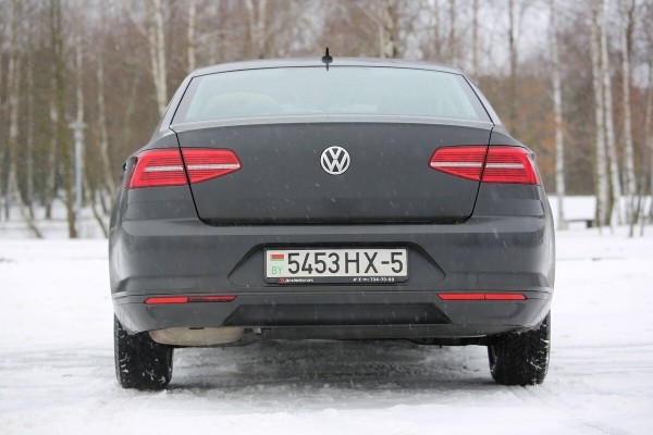 Этот «Пассат» в продаже уже несколько месяцев. И никто не звонит! Что не так с машиной? Этот «Пассат» в продаже уже несколько месяцев. И никто не звонит! Что не так с машиной?