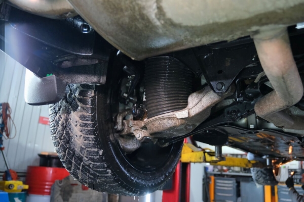 «ТО у дилера со всеми расходниками — 1 200 рублей». Белорус о владении 400-сильным гибридом Volvo XC90