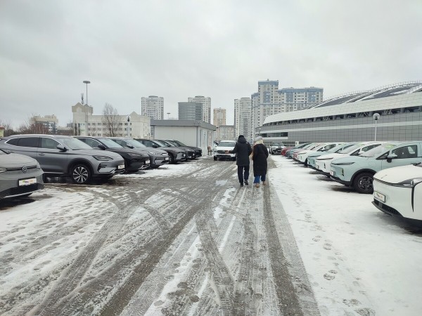 Этот «Пассат» в продаже уже несколько месяцев. И никто не звонит! Что не так с машиной? Этот «Пассат» в продаже уже несколько месяцев. И никто не звонит! Что не так с машиной?