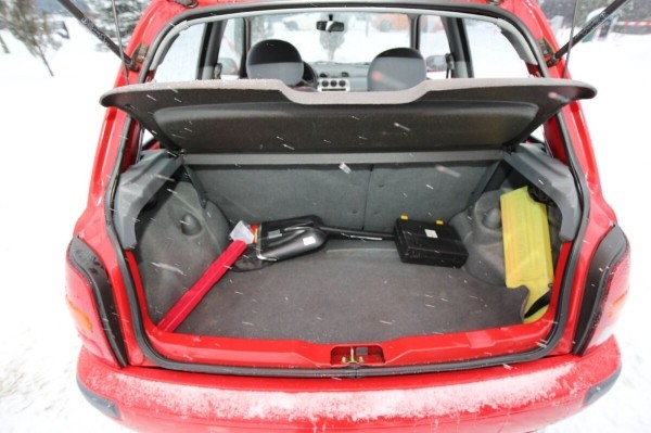 «В Германии хотели сдать на металлолом. А я купил!» Белорус о пригоне «непроходного» Nissan Micra